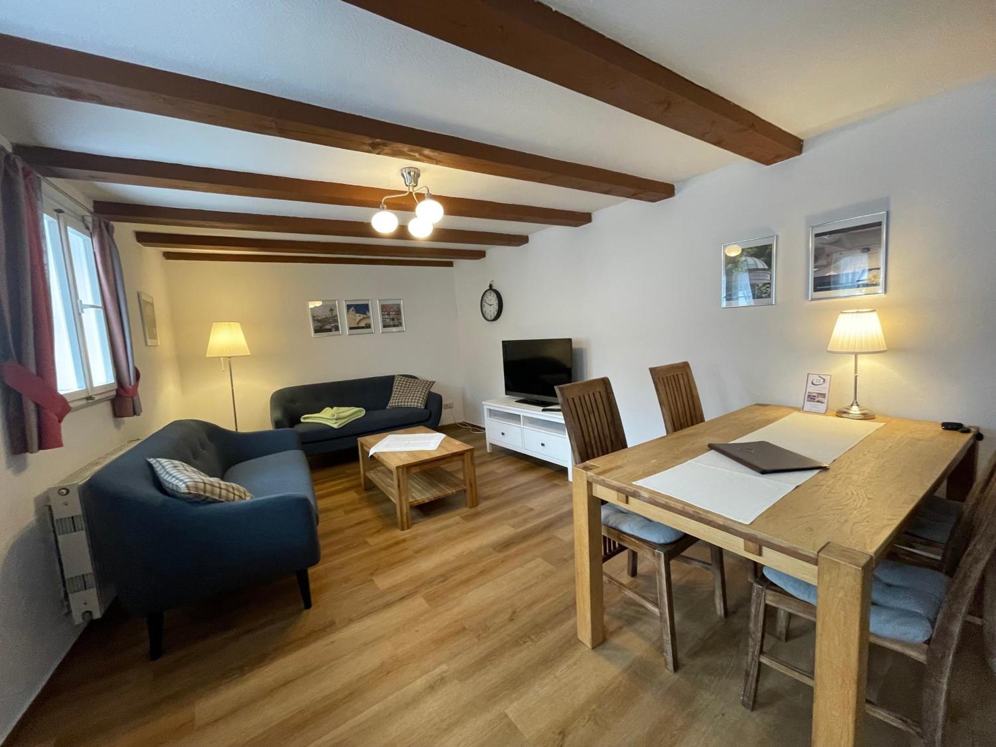 Apartment Mit Balkon No4 เควดลินบวร์ก ภายนอก รูปภาพ